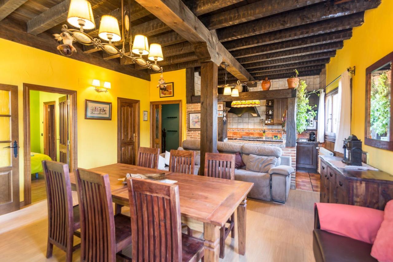 El Nido Del Mirlo Villa Casarejos Buitenkant foto