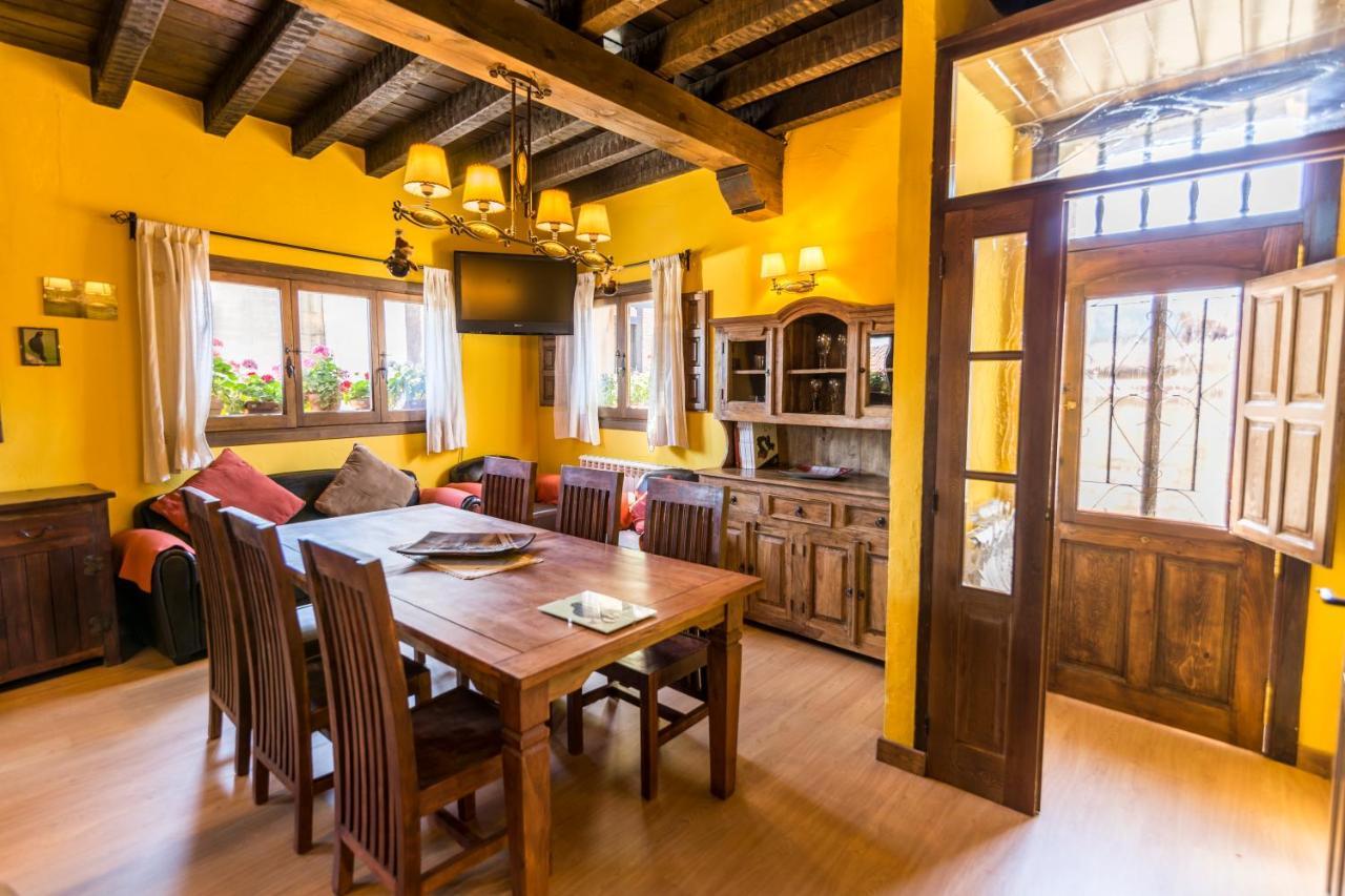 El Nido Del Mirlo Villa Casarejos Buitenkant foto