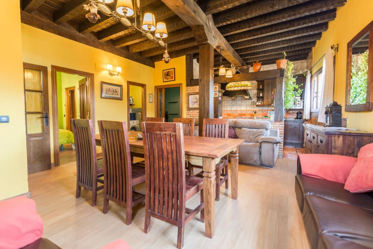El Nido Del Mirlo Villa Casarejos Buitenkant foto