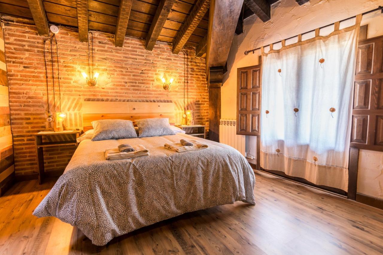 El Nido Del Mirlo Villa Casarejos Buitenkant foto